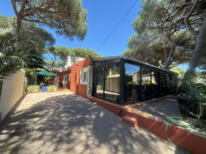 Villa au Port d'Hyères avec Terrasse, Véranda et Clim - Proche Plages et Commerces - FR-1-335-158